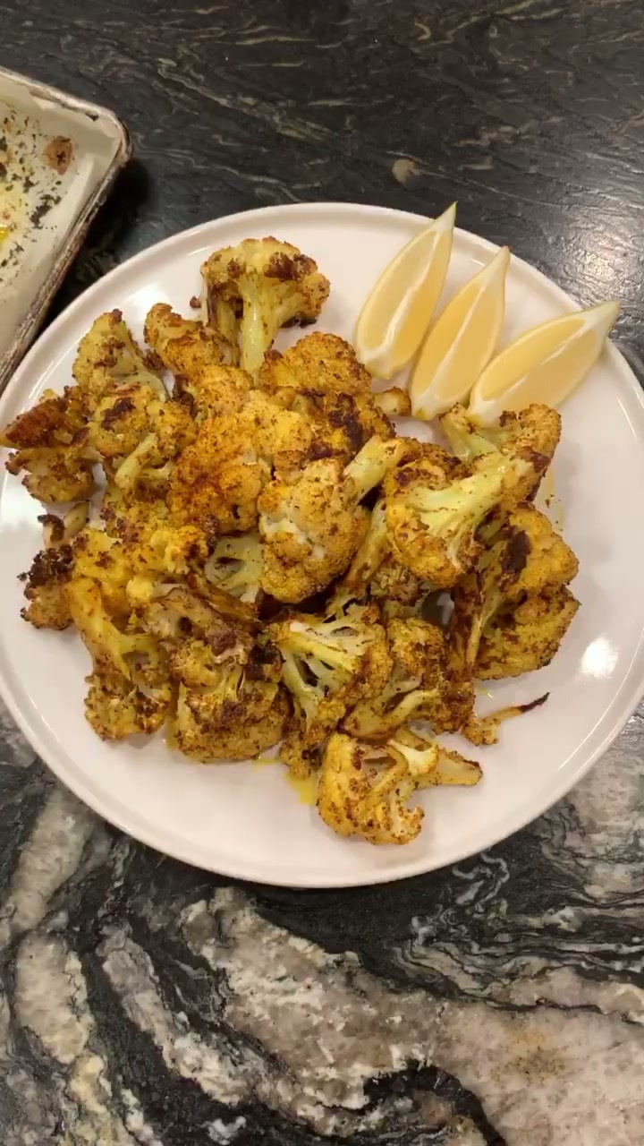 oven roasted spiced cauliflower قرنبيط بالبهارات مشوي