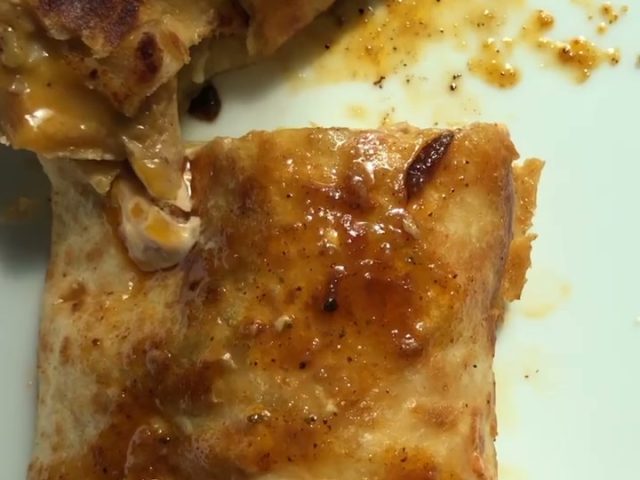 juicy cheesy chicken fajita