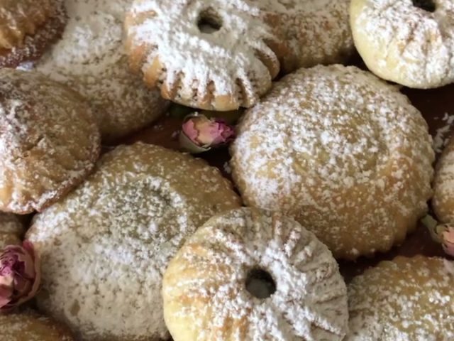 Ma’amoul ~ semolina butter cookies