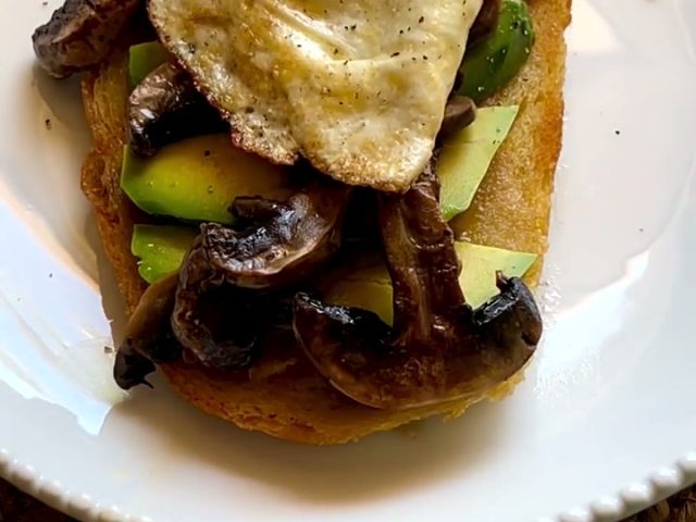 garlic confit toast idea