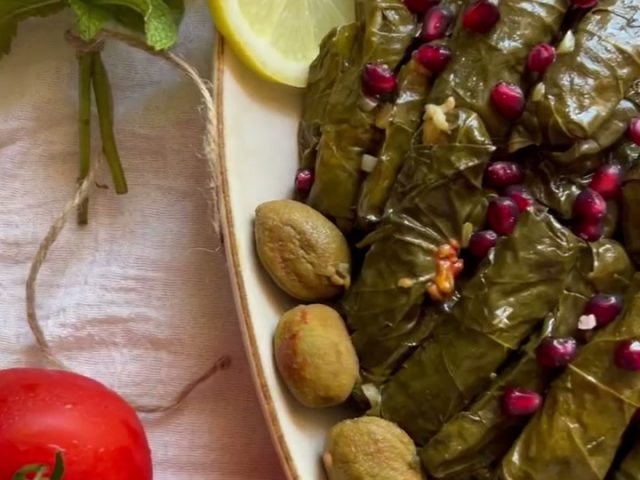 dawali bel zait/ Dolma/ vegetarian filled grape leaves