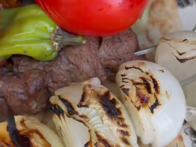 middle eastern lamb shish kebab