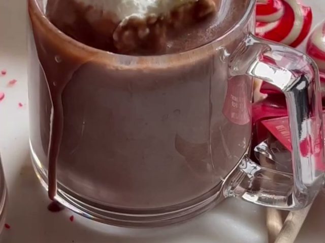 Peppermint hot cocoa