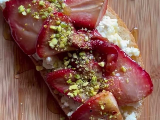 Homemade cottage cheese with roasted strawberries