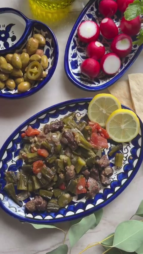 Okra bake / siniyet bamieh