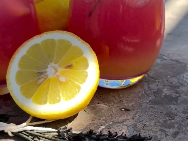 Lavender tea lemonade