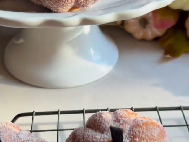 Mini pumpkin fried dough filled with pumpkin spice vanilla pudding