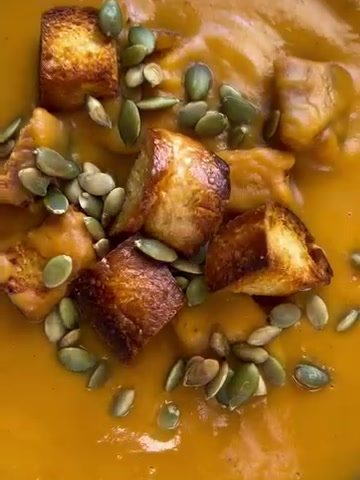 Creamy sweet potato carrot acorn squash soup