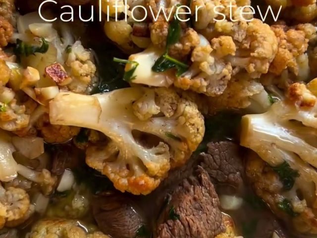 M’nazalet zahra/ cauliflower stew