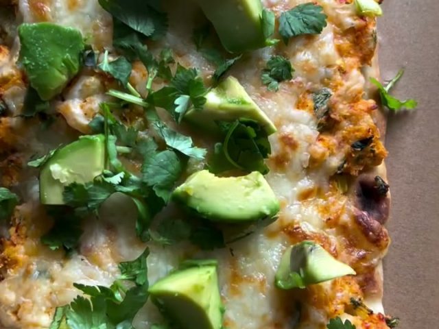 Firecracker Chicken Flatbread