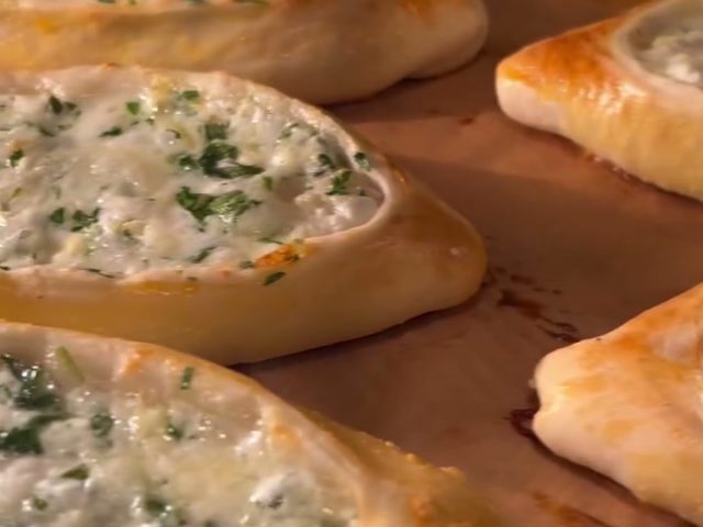 Fatayer Jebneh (Cheese Turnovers)