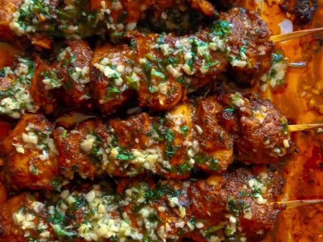 Garlic Parmesan chicken skewers