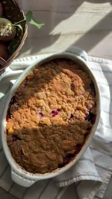 Old fashioned peach plum crisp