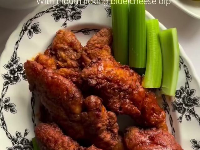 Hot Chicken Tenders with Blue Cheese Dip
