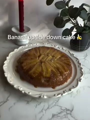 Banana upside down cake