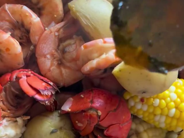 Seafood boil