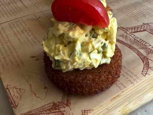 Egg Salad Bites