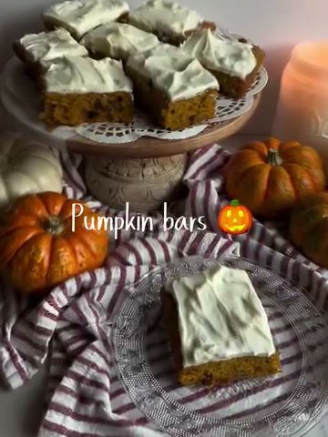 One-Bowl Pumpkin Cake Bars