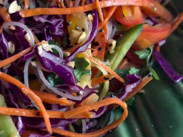 Peanut citrus dressing