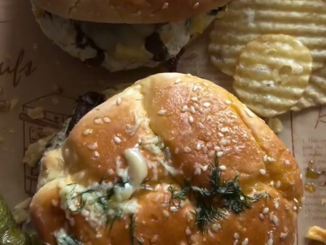 Rib Sandwich