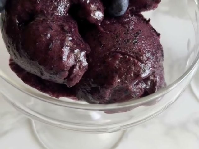 No churn Blueberry sorbet