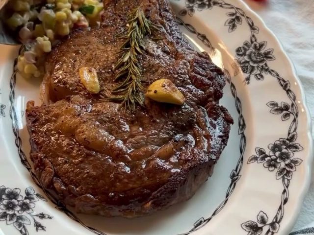 Ribeye Steak with Creamy Succotash