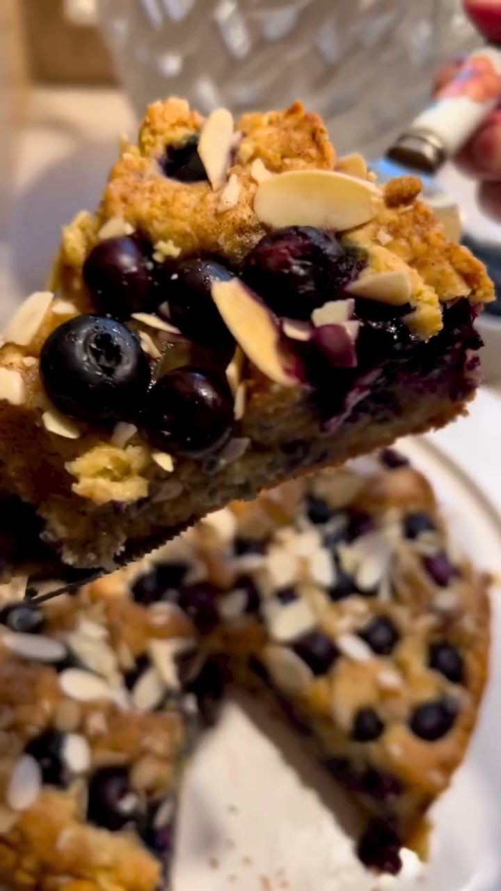 Blueberry Sour Cream Coffee Cake