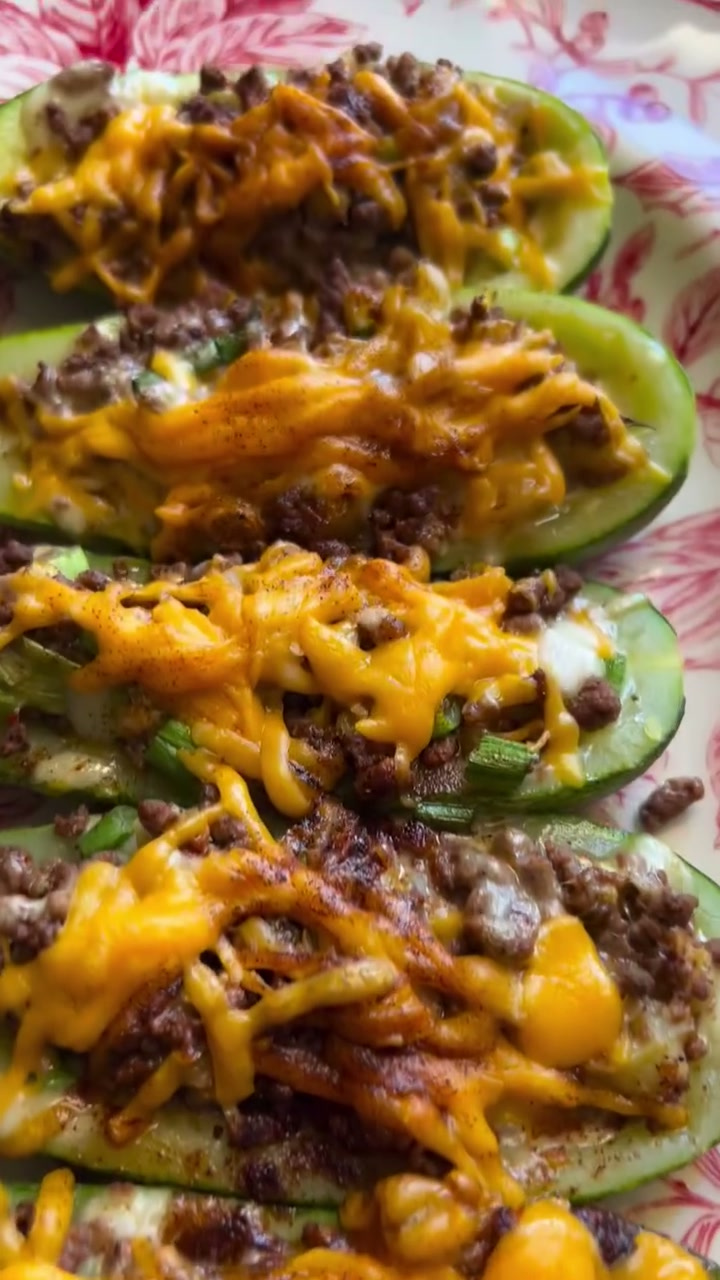 Cheesy Squash and Meat Boats