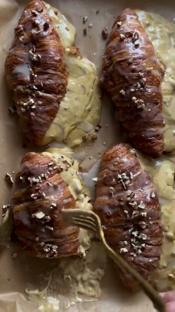 Don’t Mind Melted Pumpkin Cream Cheese Stuffed Croissants