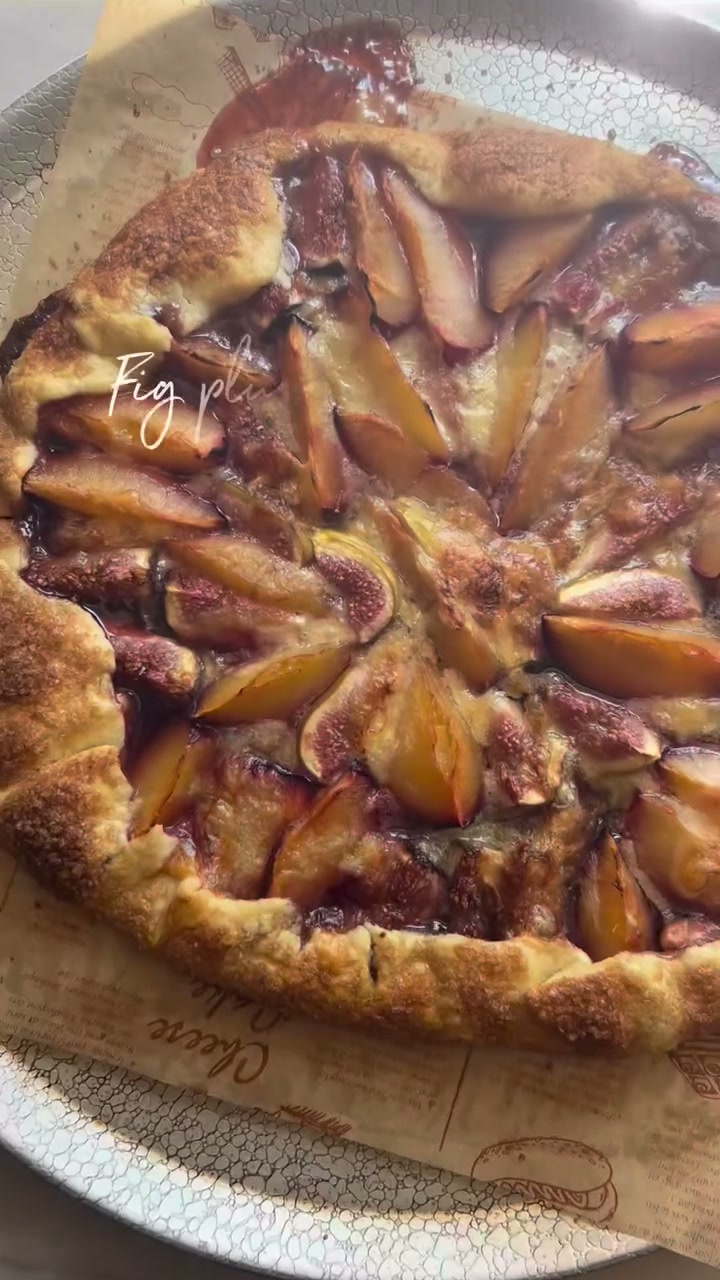 Fig Plum Brie Gallete