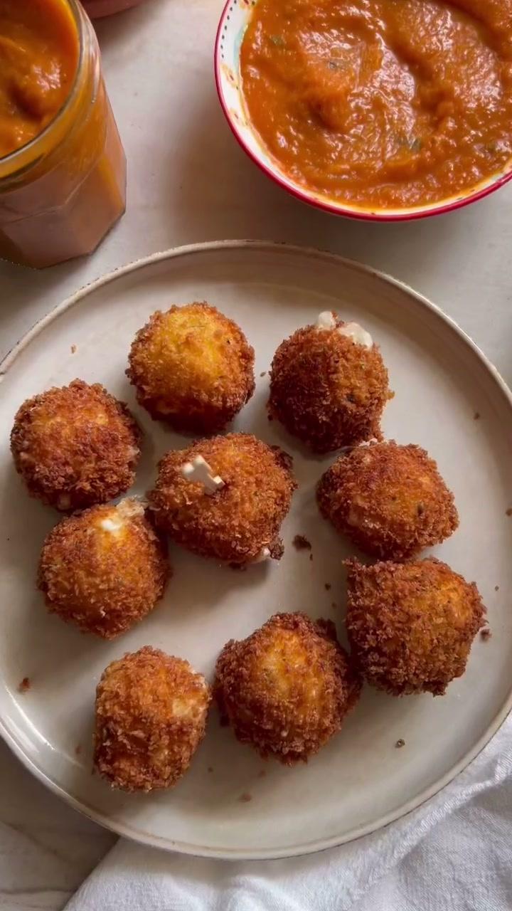 Fried Mozzarella Balls