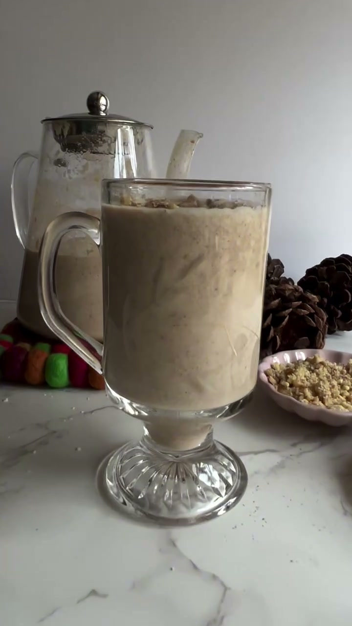 Hot Spiced Date Milk Drink