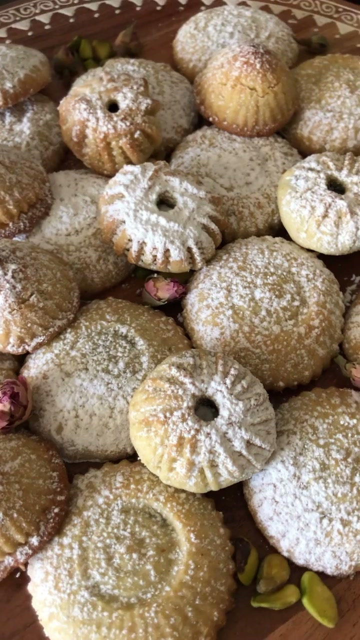 Ma’amoul ~ Semolina Butter Cookies