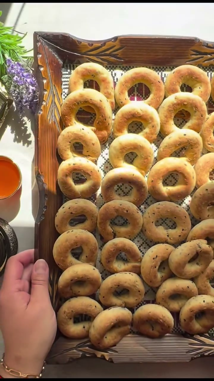 Palestinian Date Cookies (Ka’ak Asawer)